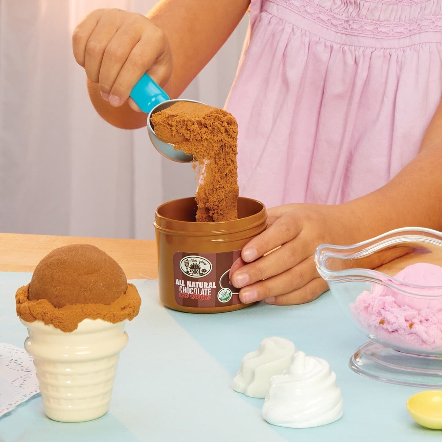 Little Tikes Creative Chefs Ice Cream Kit - With Special Make-It! Mix Play Sand,