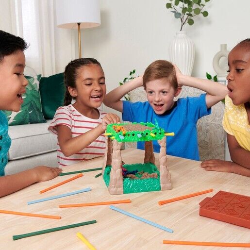 Sink N’ Sand, Quicksand Kids Board Game with Kinetic Sand for Sensory Fun