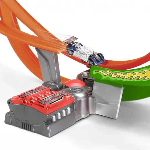 Hot Wheels Power Shift Raceway Motorised Loop & Jump + 5 Cars - New & Boxed (80)