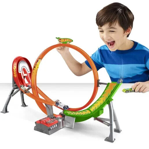 Hot Wheels Power Shift Raceway Motorised Loop & Jump + 5 Cars - New & Boxed (80)