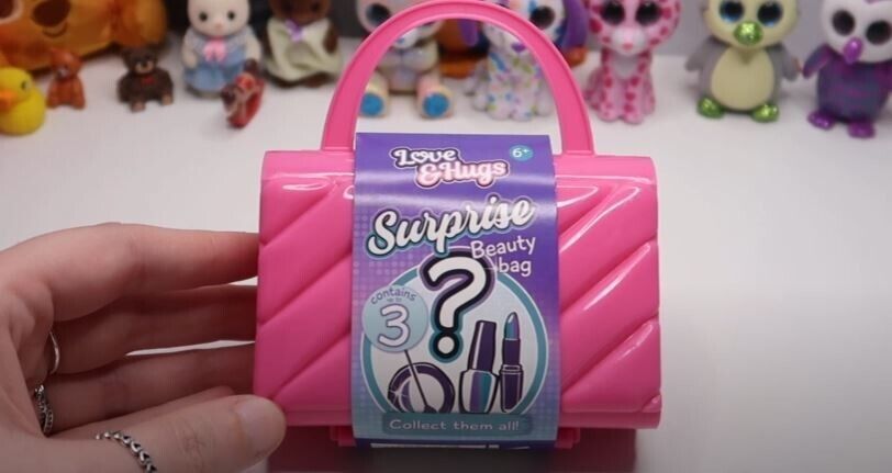 Love And Hugs Surprise Beauty Bag For Girls Up To 3 Beauty Treats